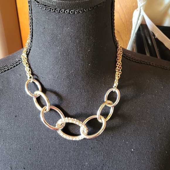 None Jewelry - Gold and Rhinestone Chain Necklace‎